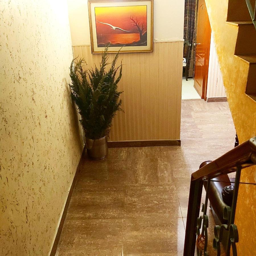 New Pakeeza Hotel ลาฮอร์ ภายนอก รูปภาพ