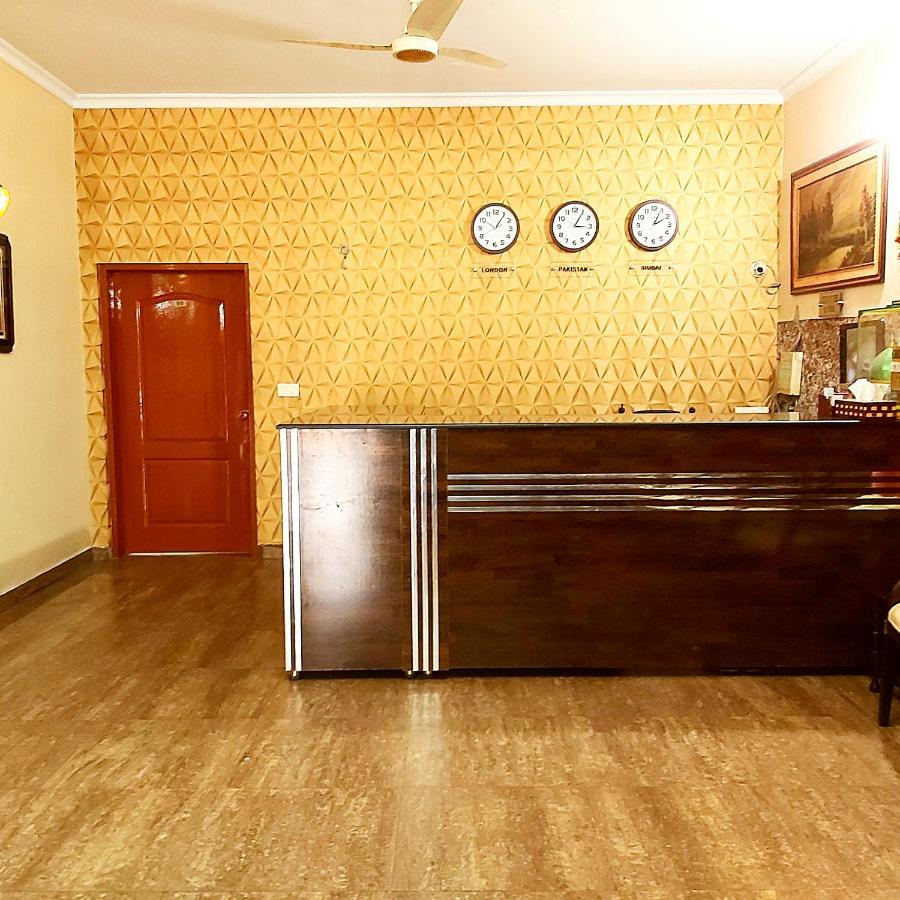 New Pakeeza Hotel ลาฮอร์ ภายนอก รูปภาพ